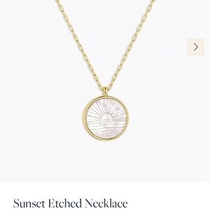Gorjana Sunset Etched necklace